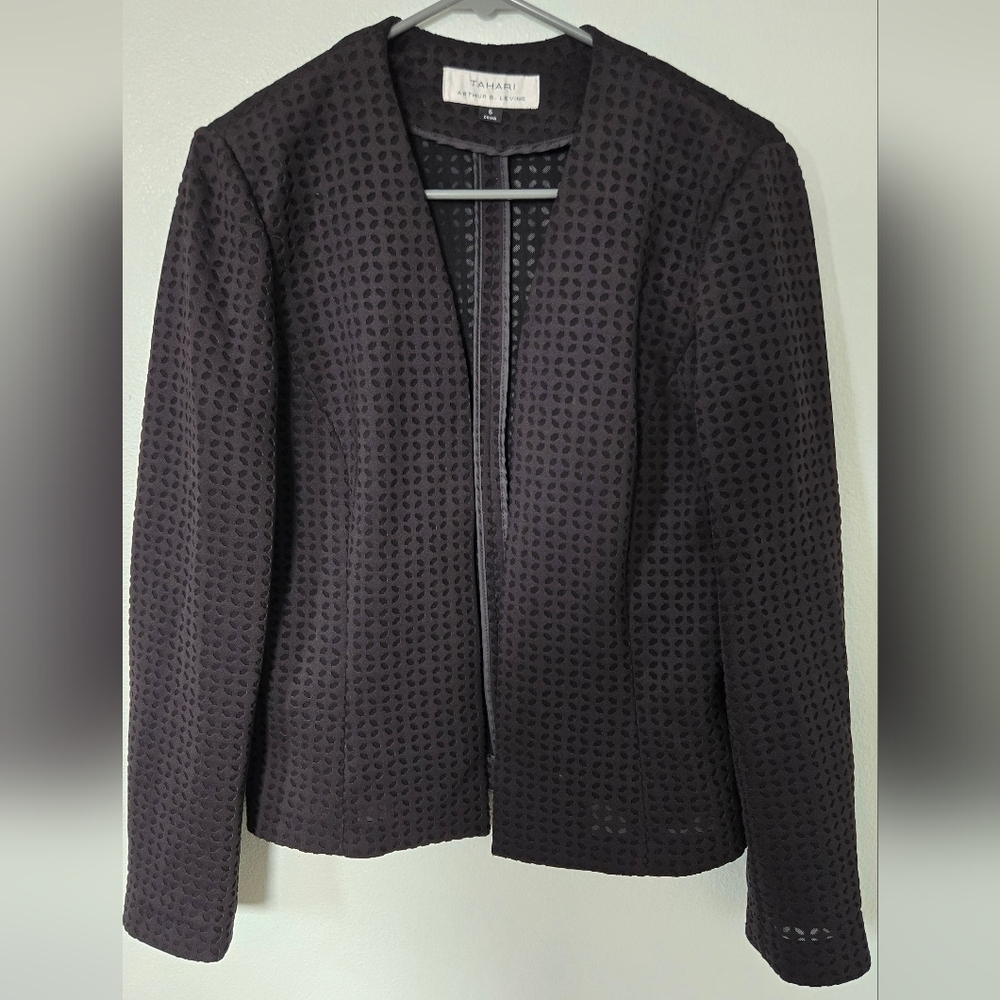 Tahari Black Blazer Size 6